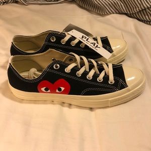 Comme Des Garcons Play Converse Men’s Size 8 NEW